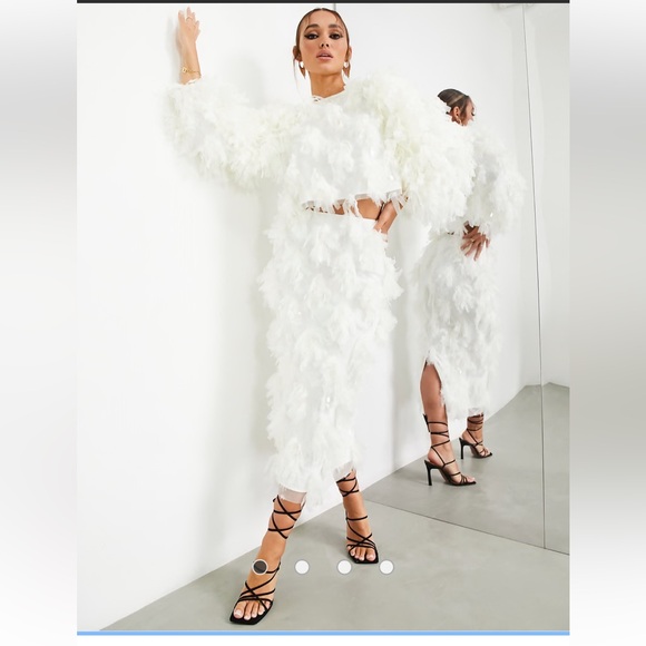 ✨✨ASOS EDITION🪽 GLAM 🤍🤍 Crop volume LS white sequin top & long skirt size 4 💎 - Picture 1 of 13